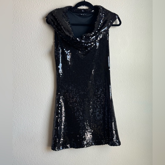 XOXO BLACK  BEADED SLEEVELESS DRESS - Picture 2 of 8